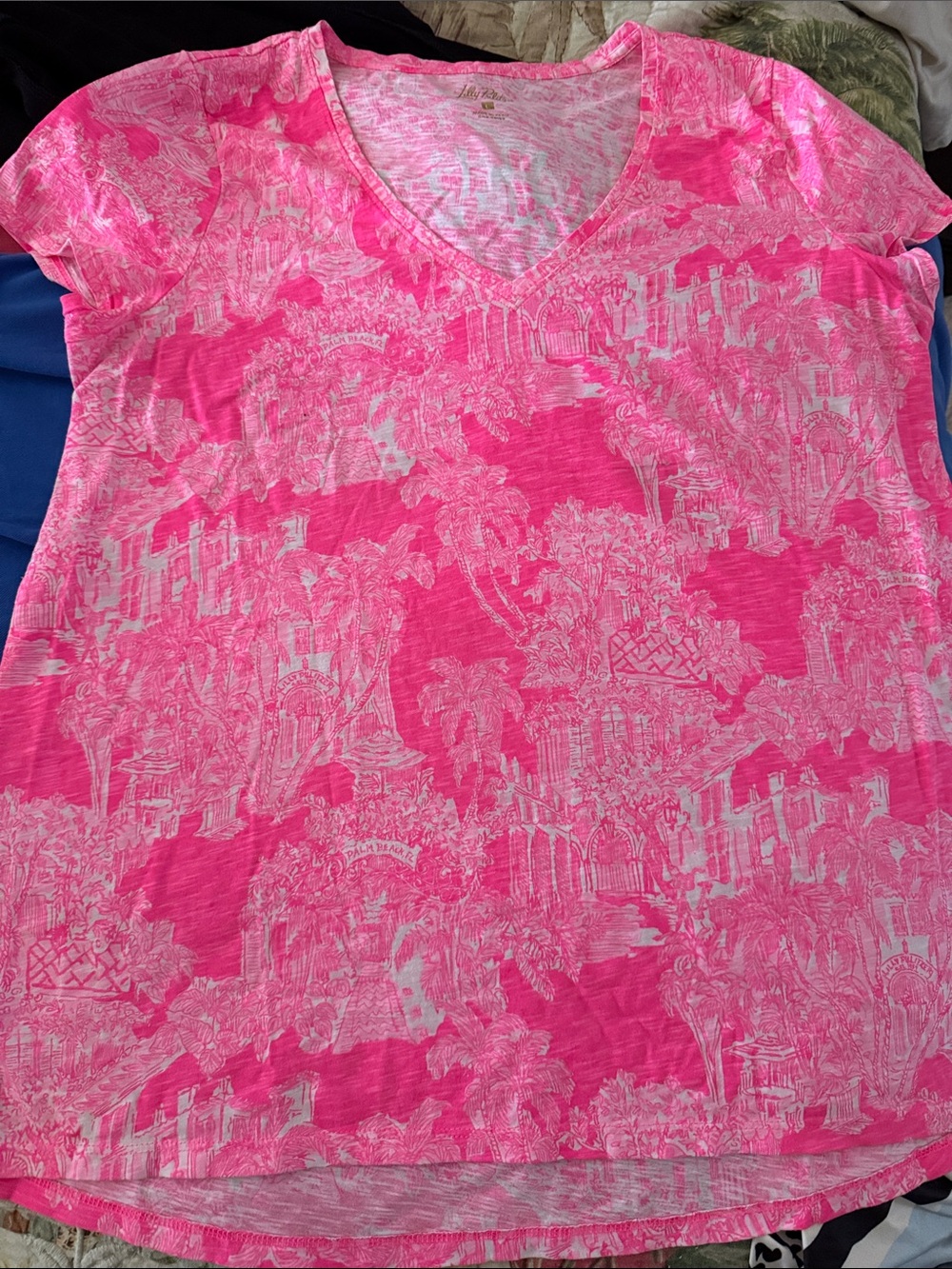 Lilly Pulitzer Pink and White Patterned V-Neck Tee